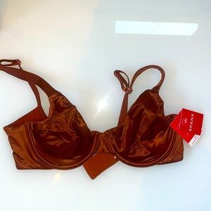 liquid satin underwire bra.  34D. NWT